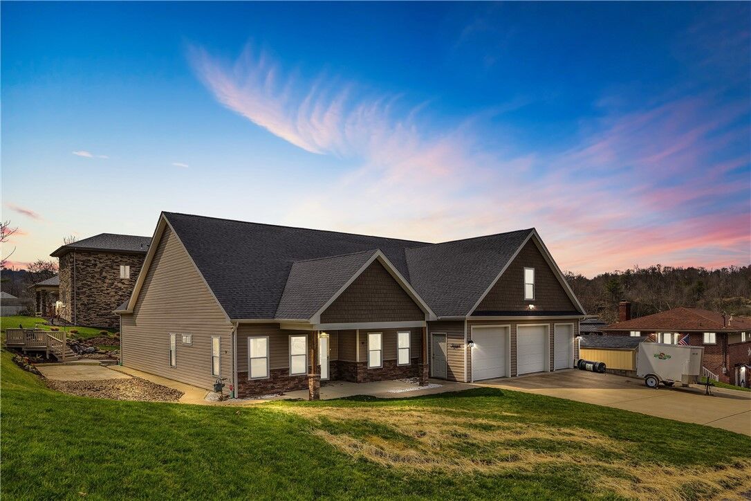 Property Photo:  10 Walker St  PA 15071 