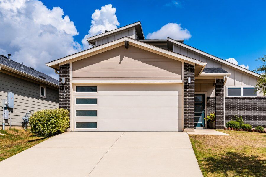 Property Photo:  125 Cupreata Lane  TX 78641 