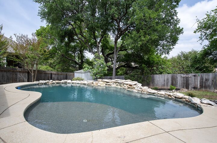 Property Photo:  118 Chestnut Court  TX 78633 