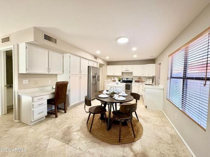 Property Photo:  5946 E Kelton Lane  AZ 85254 