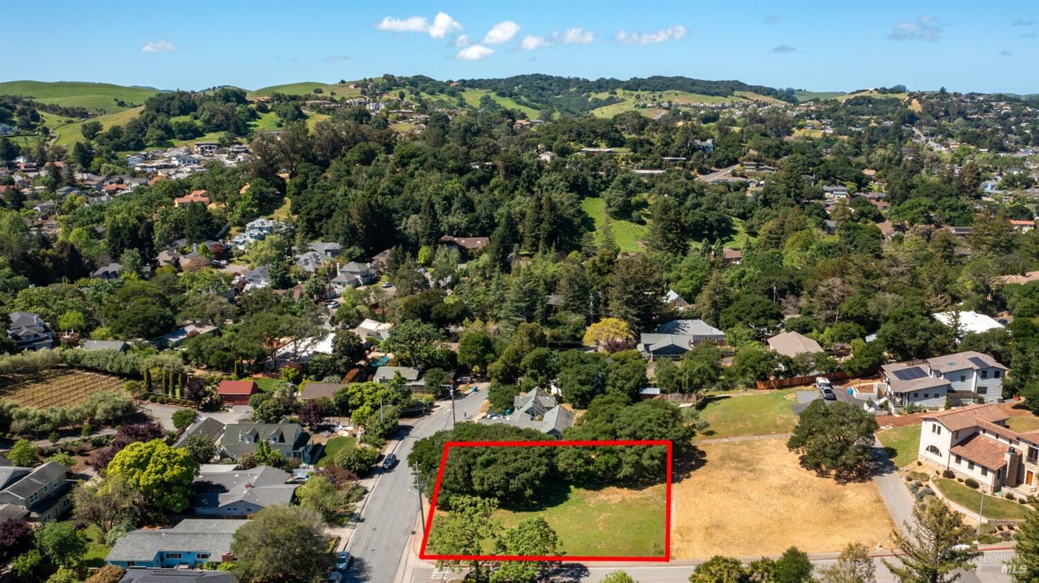 Property Photo: 156 Grant Court CA 94952