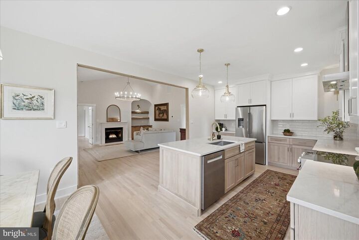 Property Photo:  35940 Birch Hollow Lane  VA 20132 