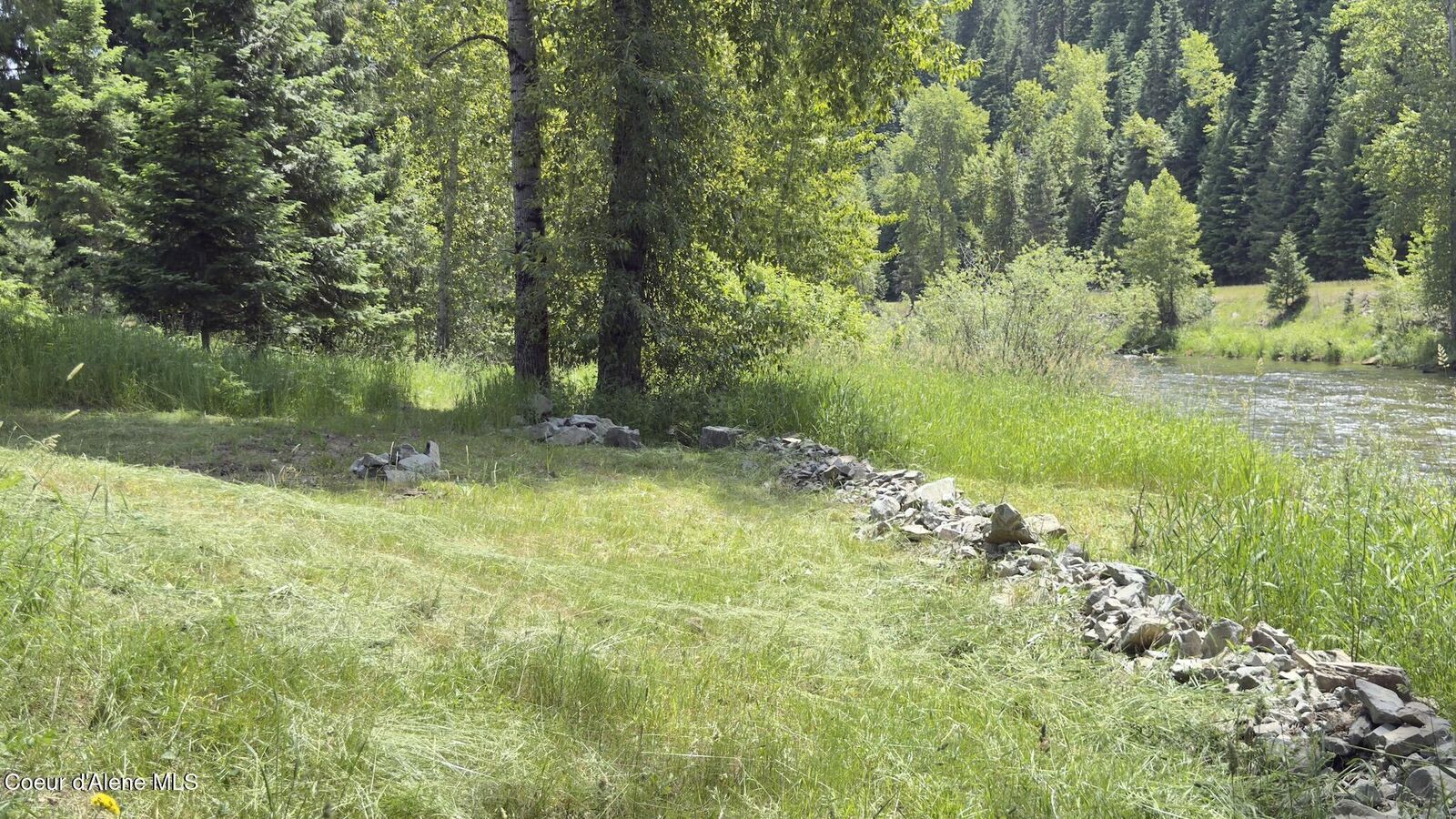 Property Photo:  10832 Old River Road  ID 83839 