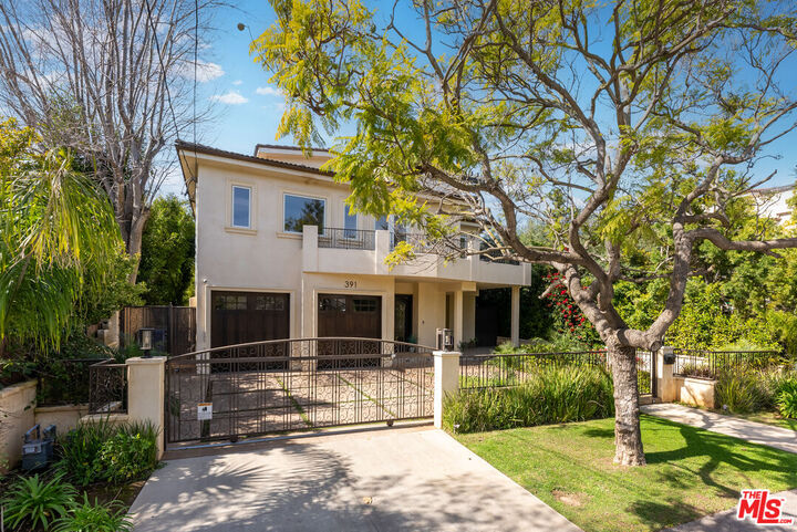 Property Photo: 391 S Saltair Ave CA 90049