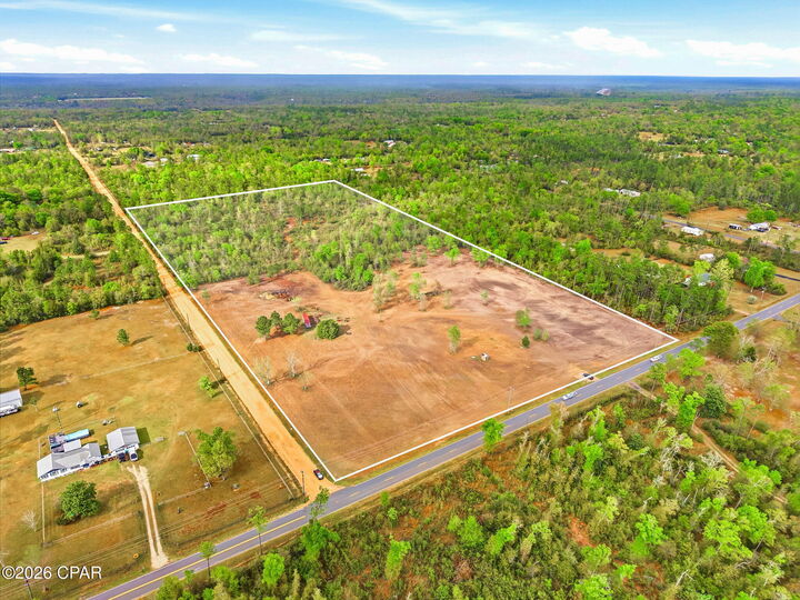 Property Photo: 11727 Owenwood Road FL 32438
