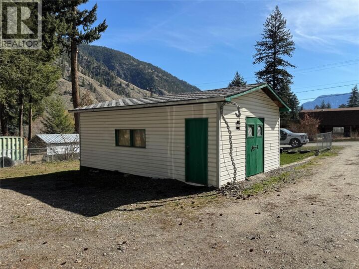 Property Photo: 1483 Main Street BC V0X 1N6