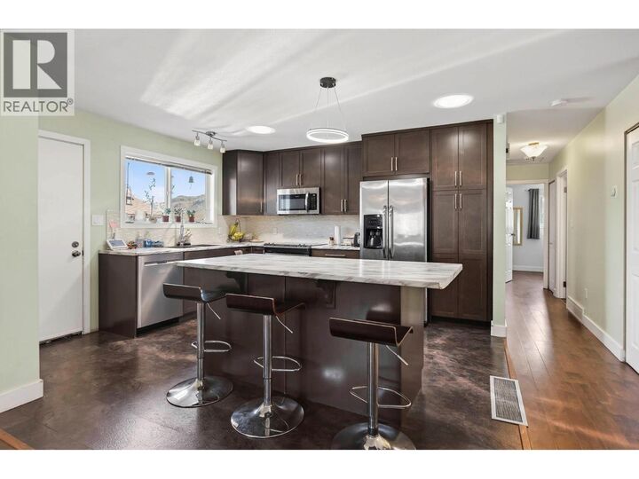 Property Photo: 562 Pine Street BC V0K 1A0
