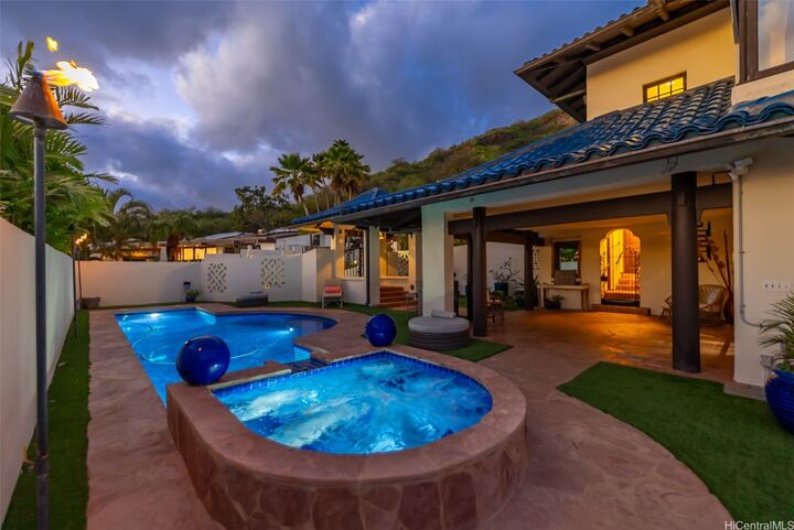 Property Photo:  2999 Makalei Place  HI 96815 