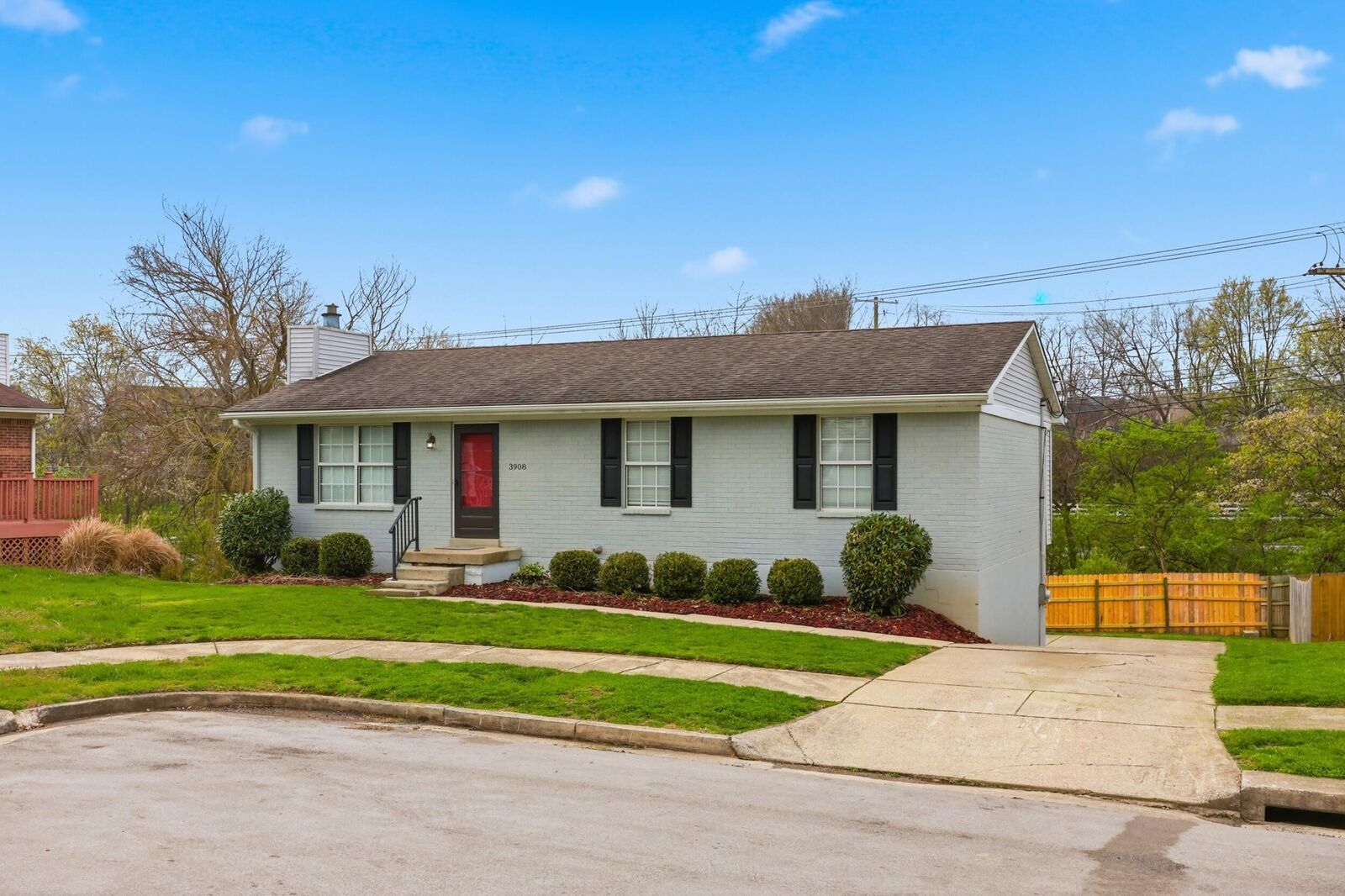 Property Photo:  3908 Quailridge Court  KY 40517 