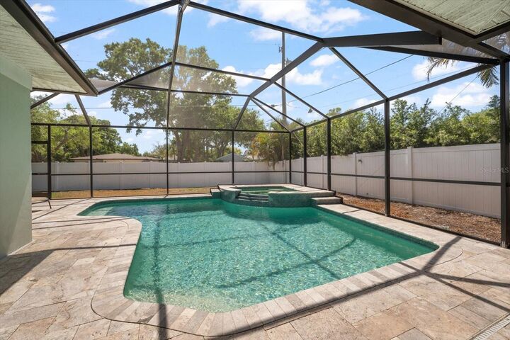 Property Photo:  500 Ponce De Leon Boulevard  FL 33756 