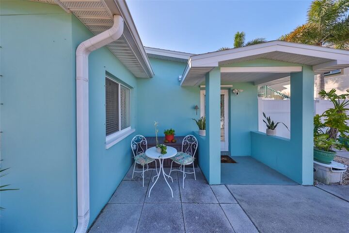 Property Photo:  508 129th Avenue E  FL 33708 