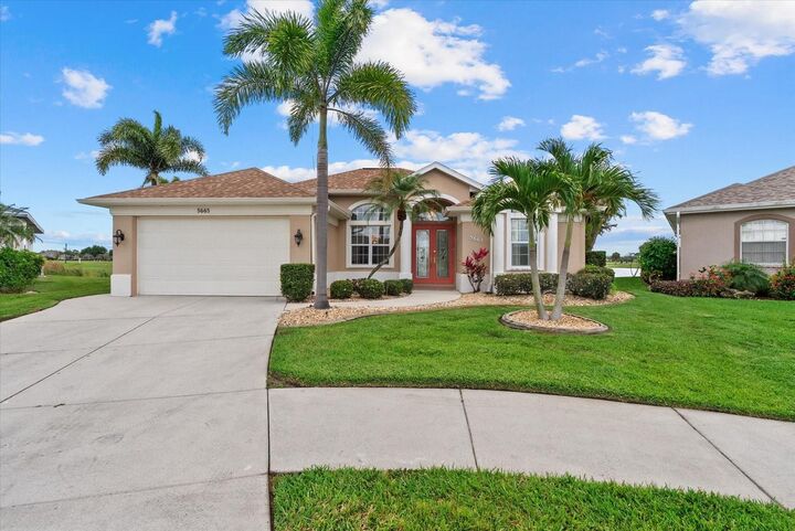 Property Photo:  5665 Riviera Court  FL 34287 