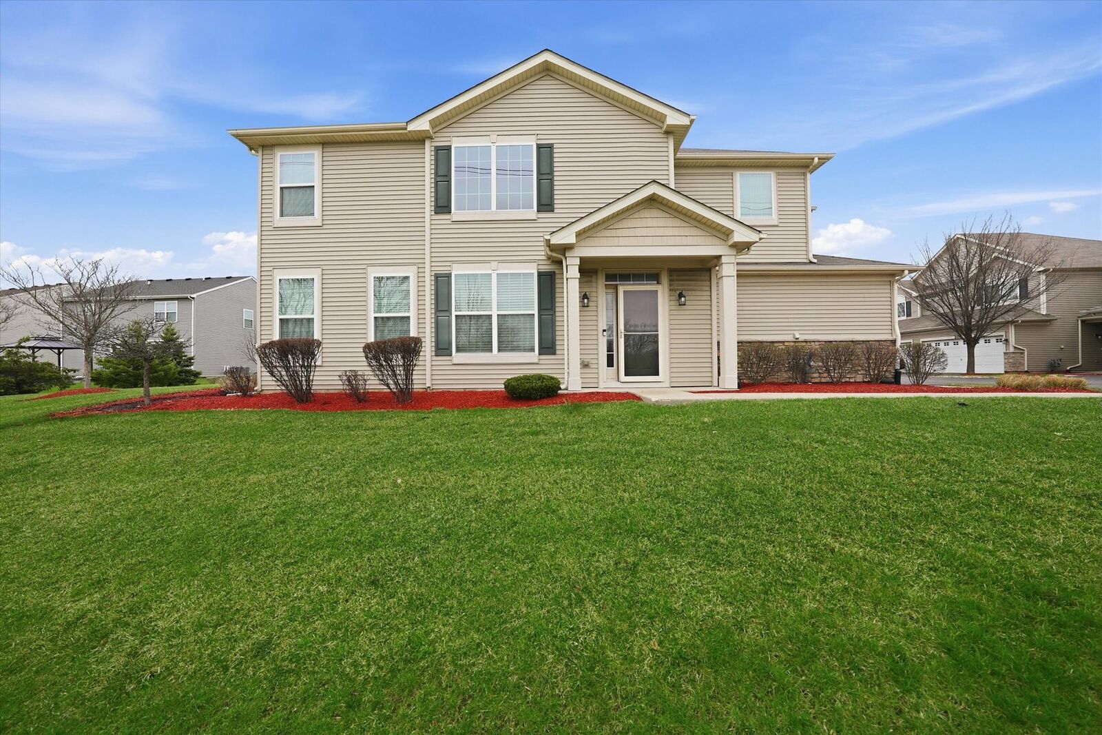 Property Photo: 192 Owen Street IL 60443