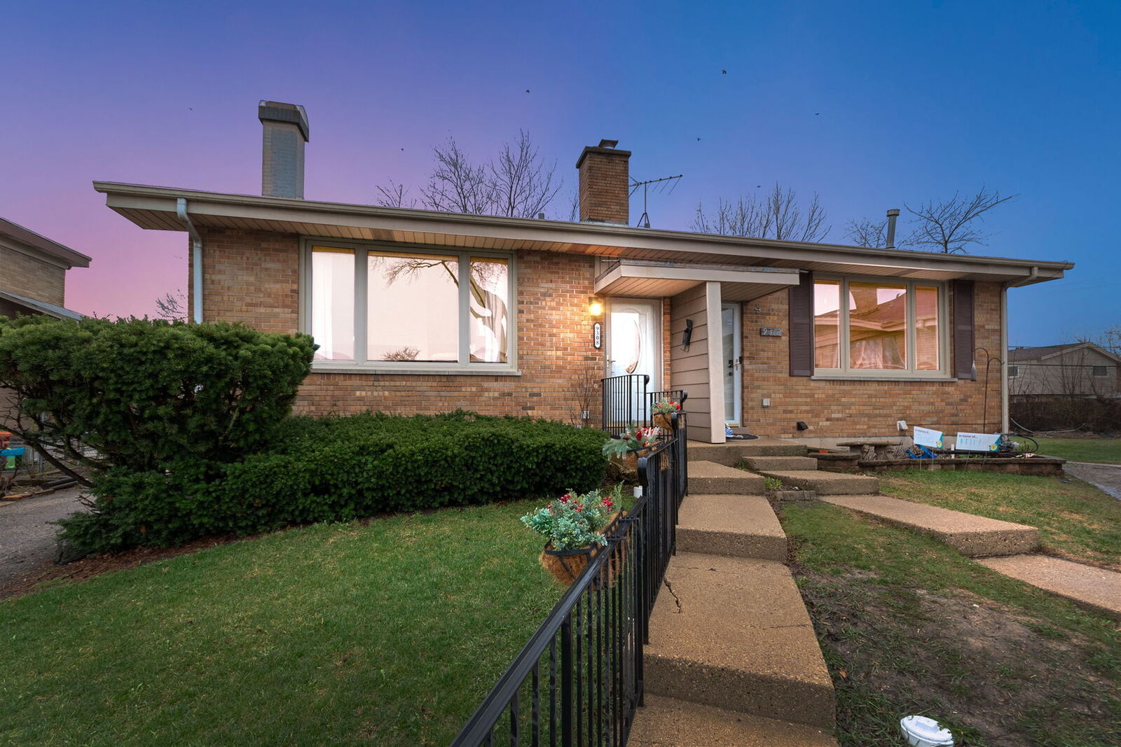 Property Photo:  9308 Home Court  IL 60016 