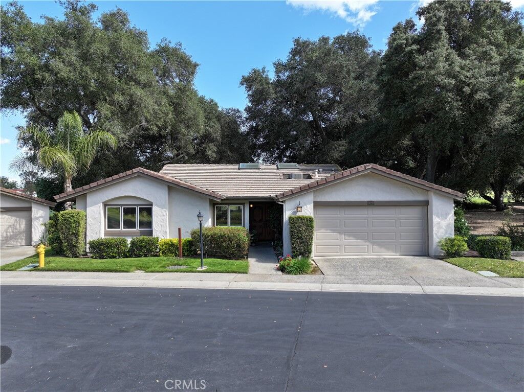 Property Photo:  38220 Oaktree Loop  CA 92562 