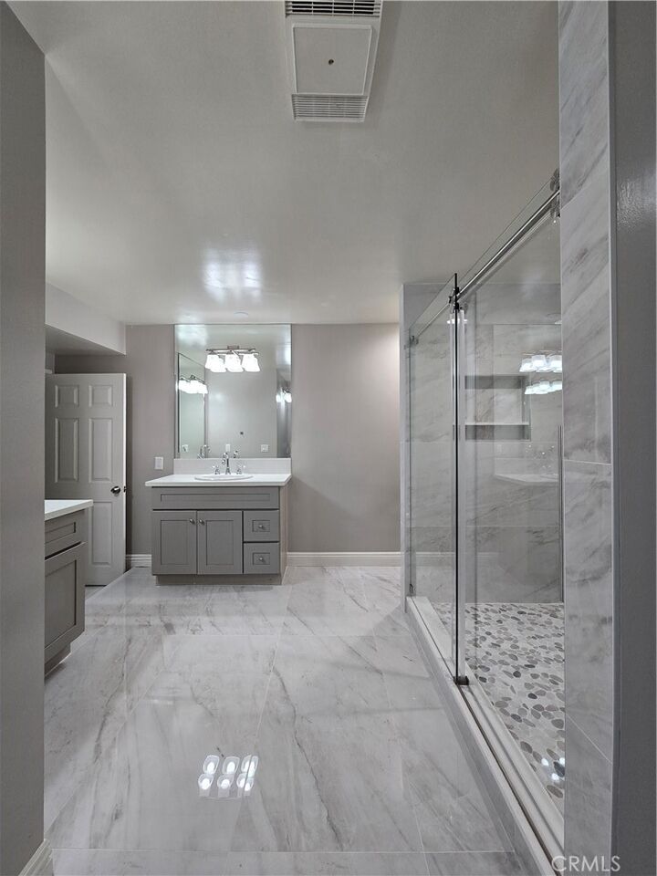 Property Photo:  1747 Oakwood Avenue  CA 91006 