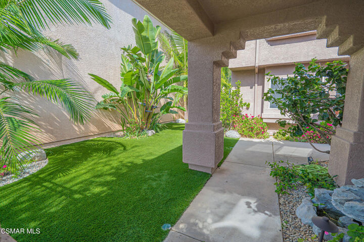 Property Photo:  605 Brademas Court  CA 93065 