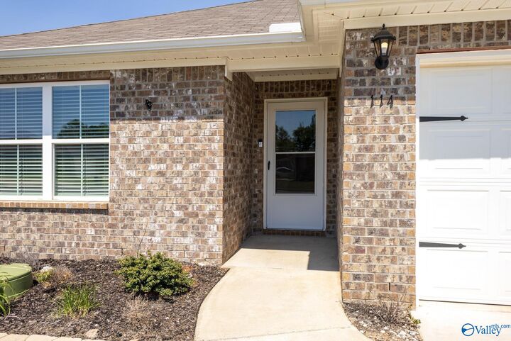 Property Photo: 114 Domingues Avenue AL 35759