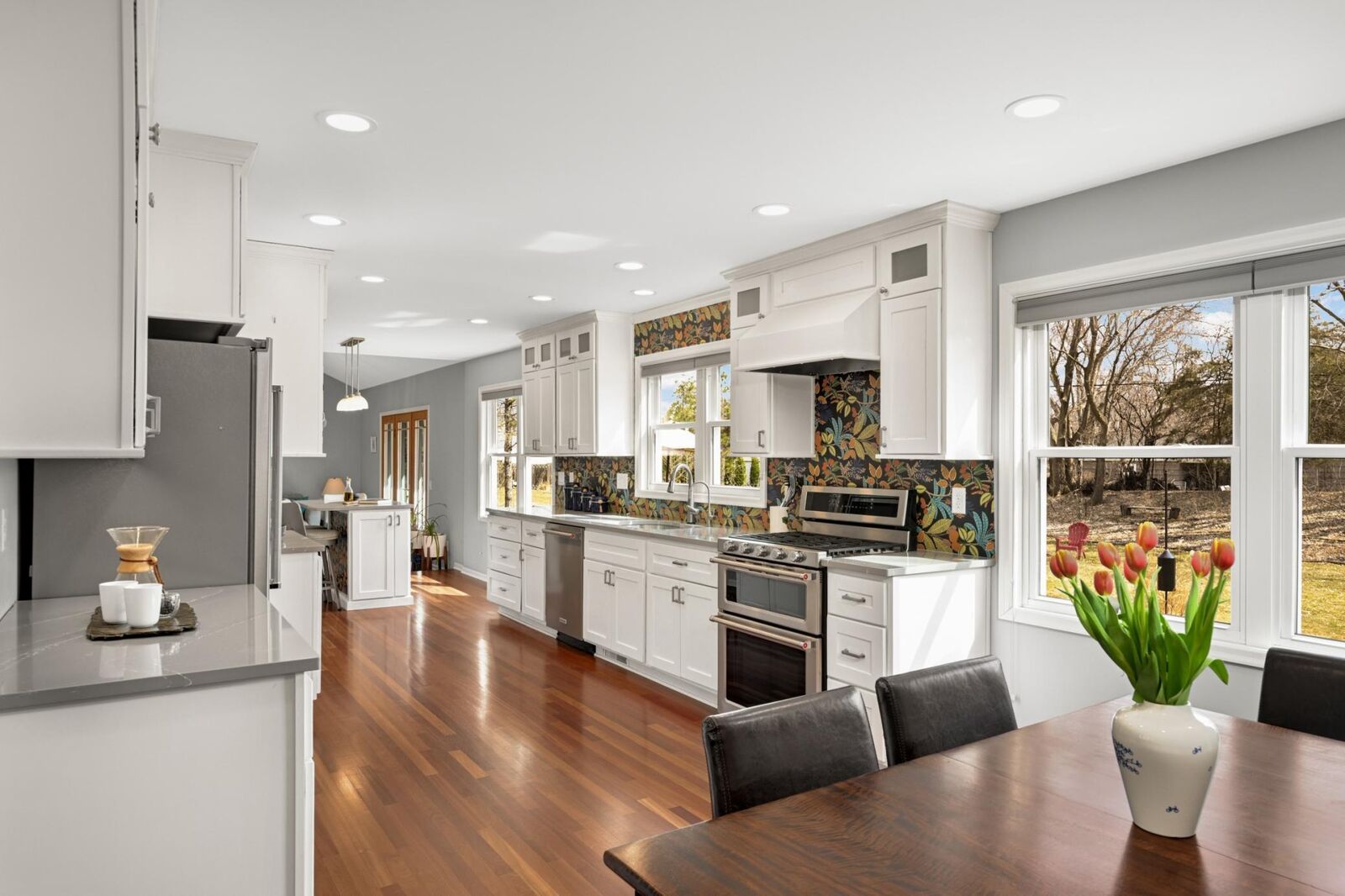 Property Photo:  3645 Laurel Drive  MN 55391 