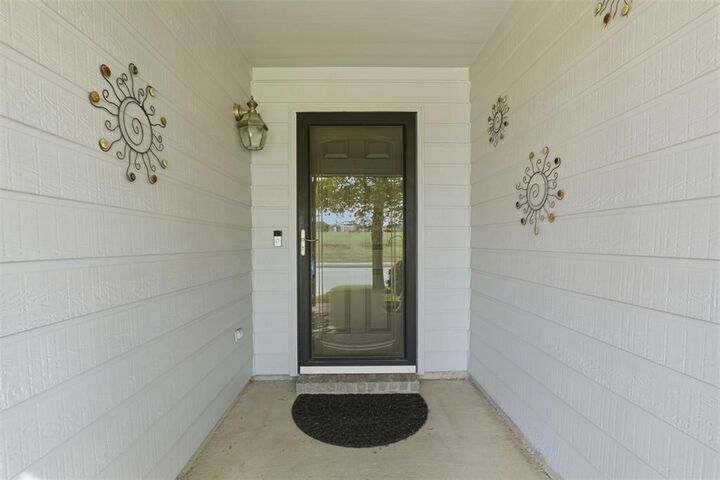 Property Photo:  5762 Firethorn Drive  TX 75249 