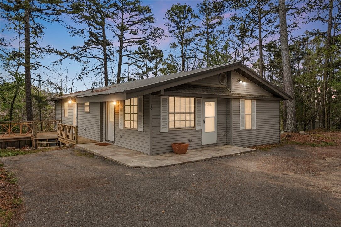 Property Photo:  10 Forest Lane  AR 72632 