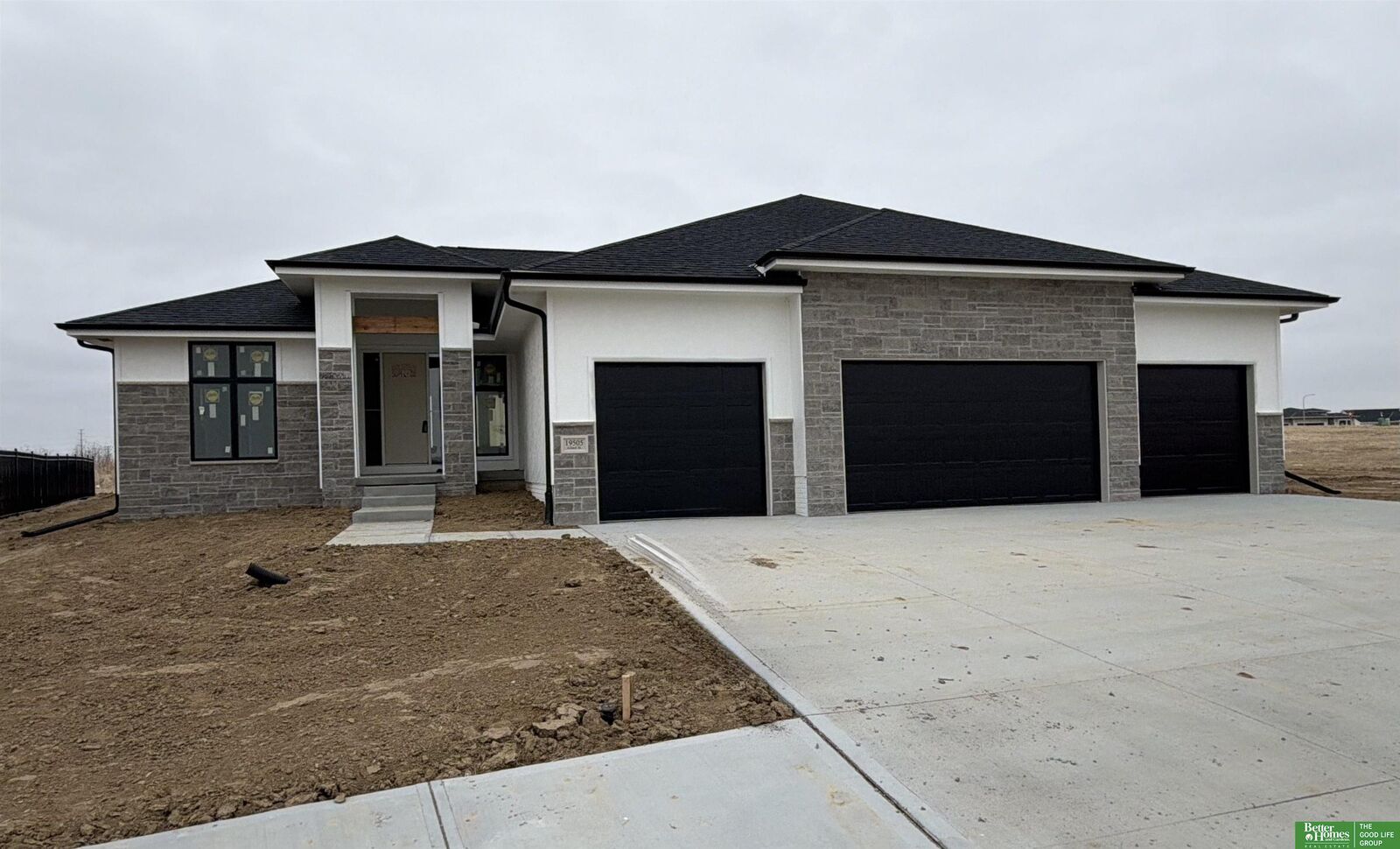 Property Photo:  19513 Ellison Avenue  NE 68022 