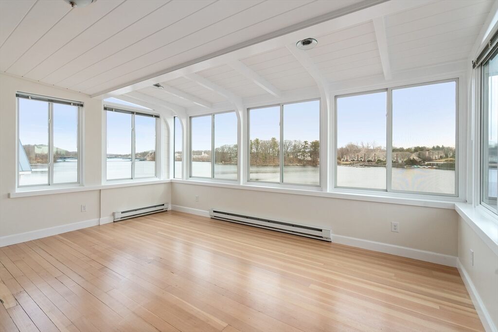 Property Photo: 157 Lake Ave MA 01604