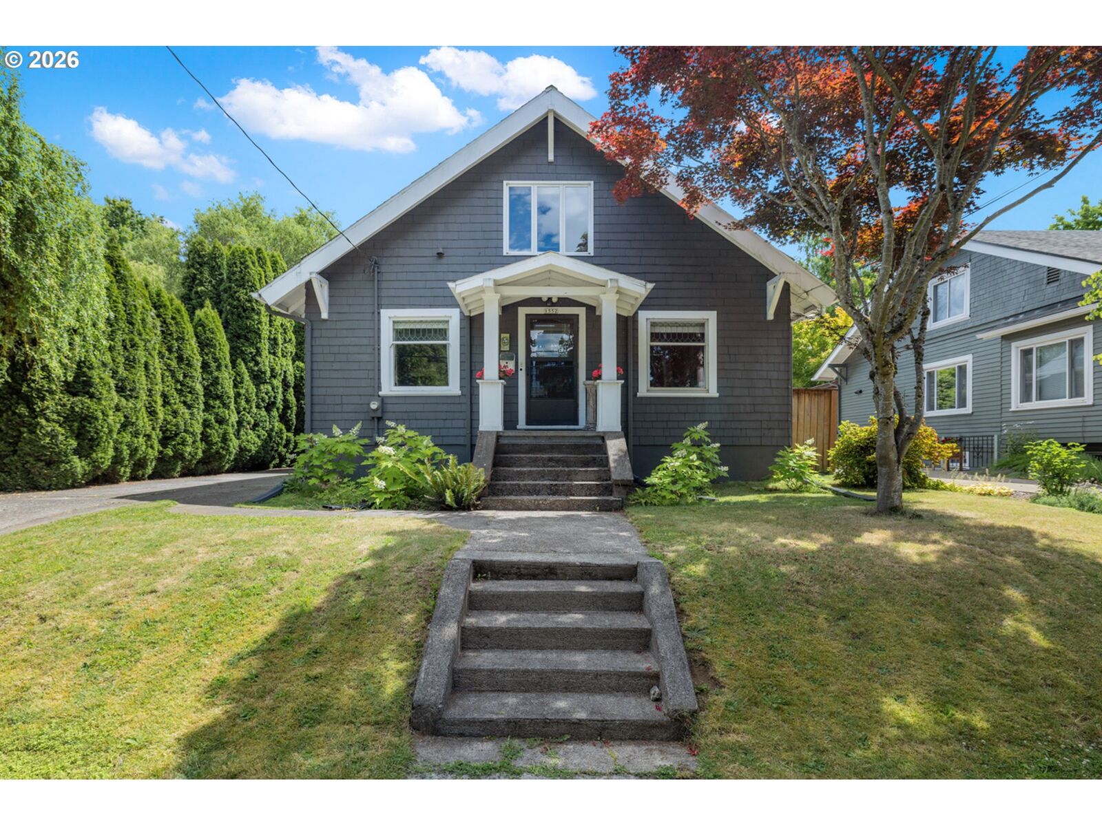 Property Photo:  1552 N Simpson St  OR 97217 