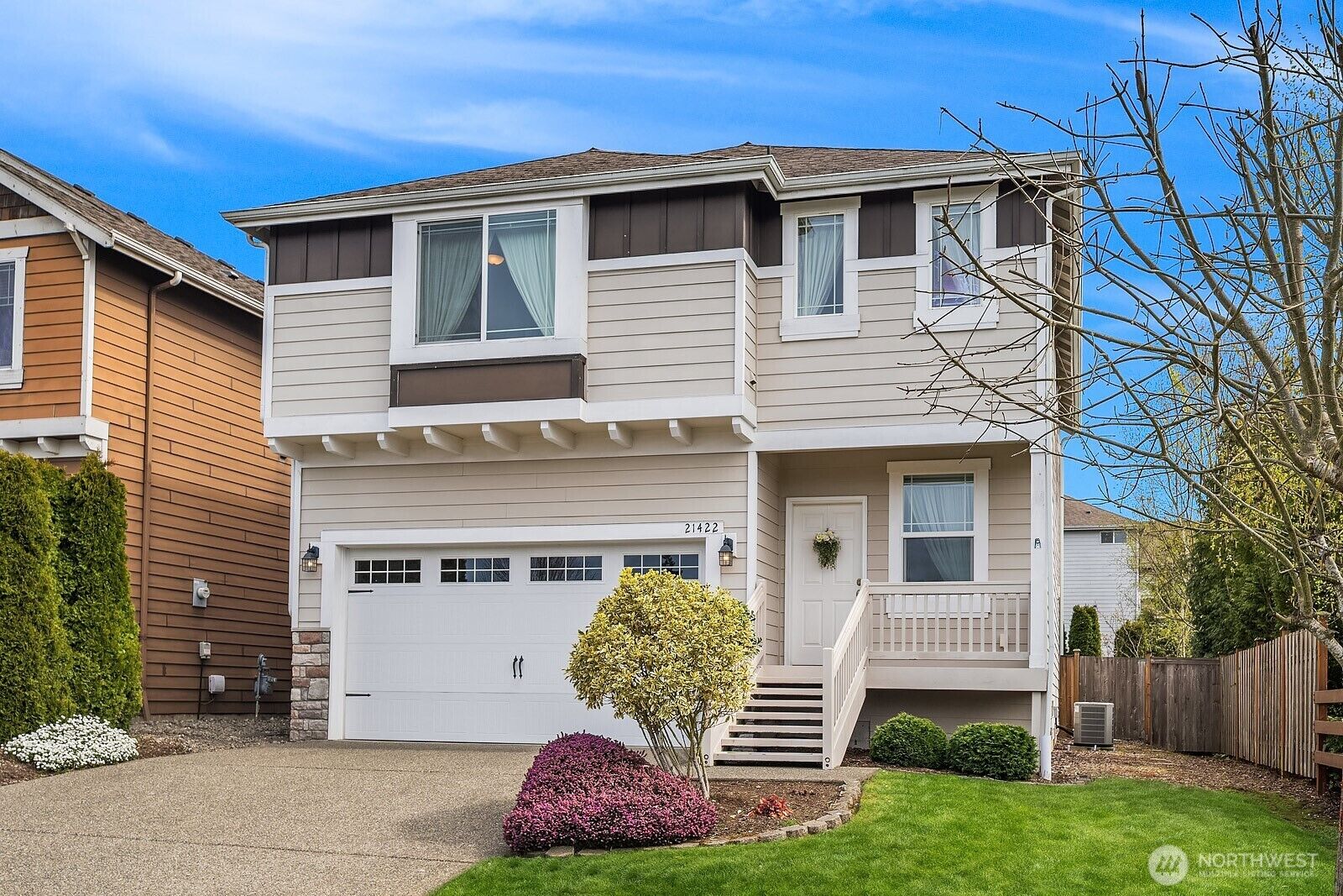 Property Photo:  21422  112th Avenue SE  WA 98031 