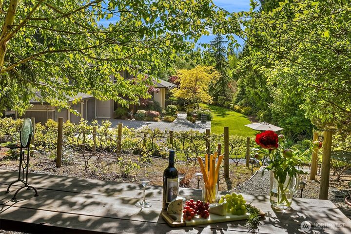 Property Photo:  11303 S Dogwood Lane  WA 98020 