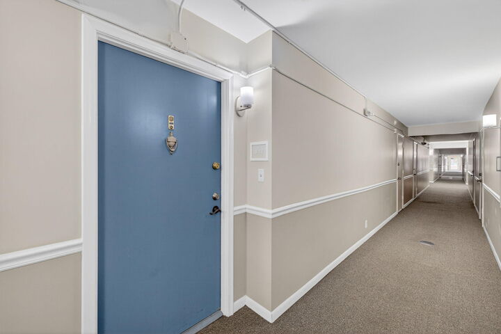 Property Photo:  12 NE 19th Court 118A  FL 33305 