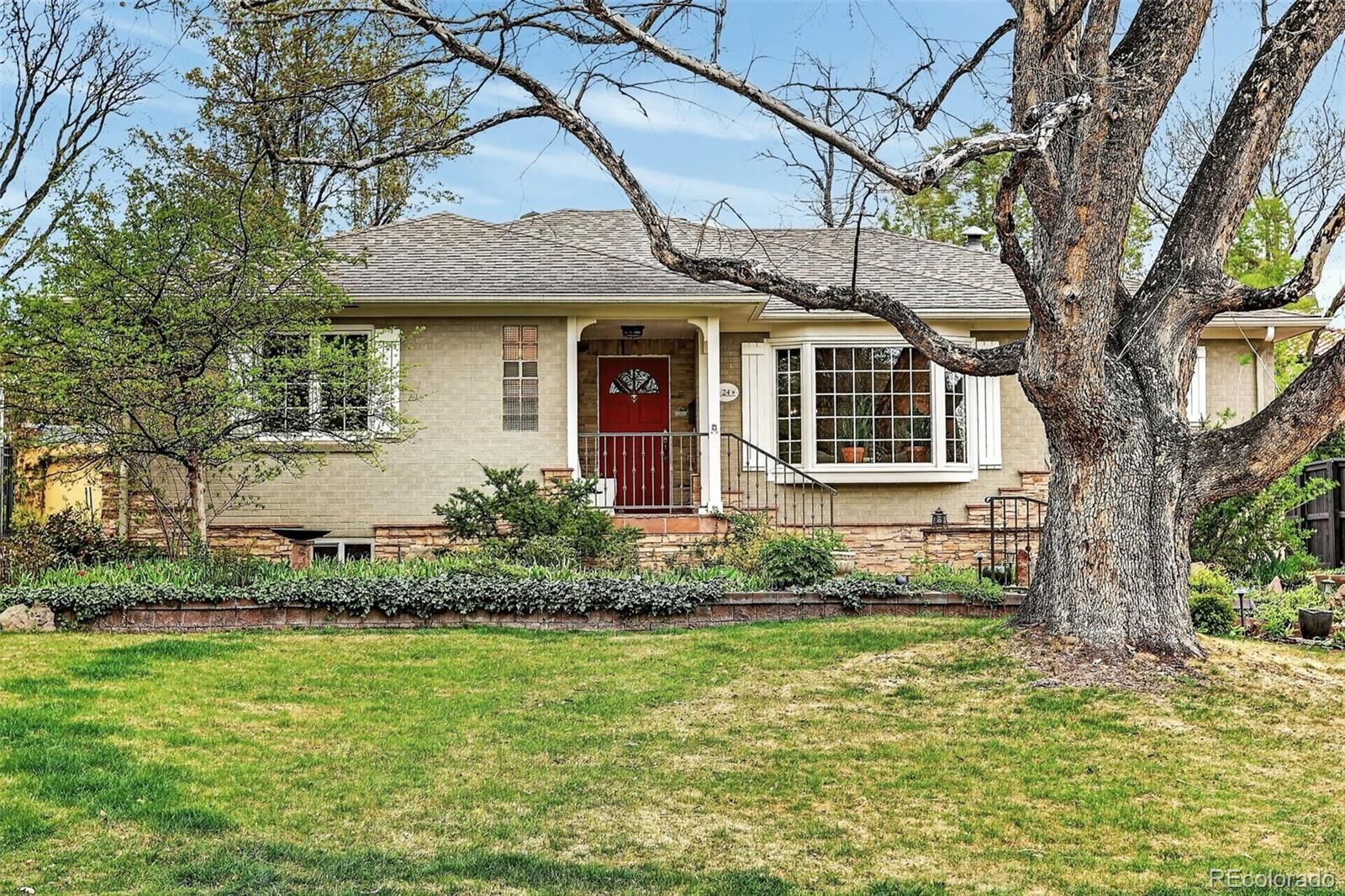 Property Photo:  24 N Ash Street  CO 80220 