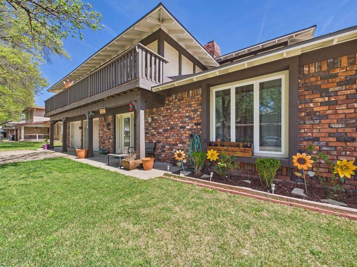 Property Photo:  1314 N Peterson Ave  KS 67212 