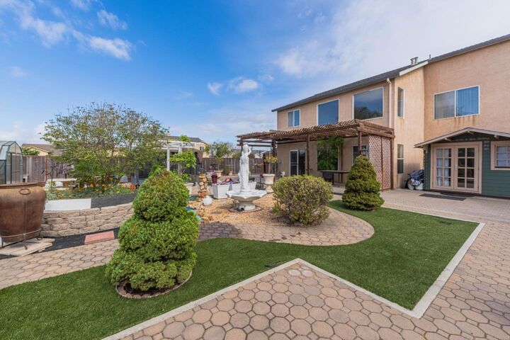 Property Photo: 362 Zinfandel Way CA 93906