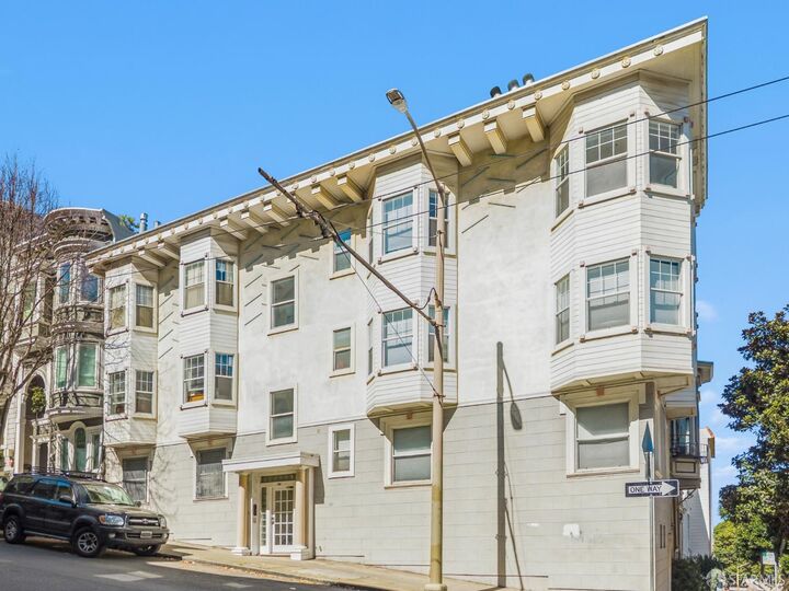 Property Photo: 1100 Clay Street CA 94108