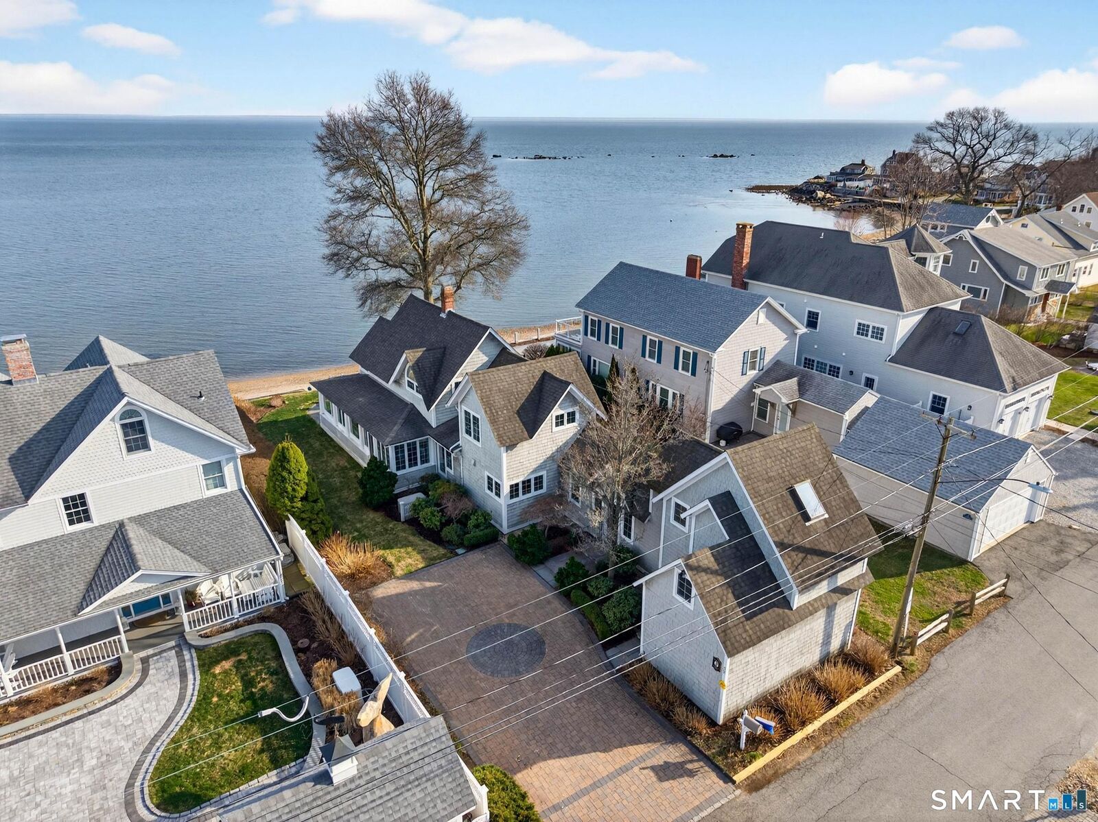 Property Photo:  39 Chapman Avenue  CT 06498 