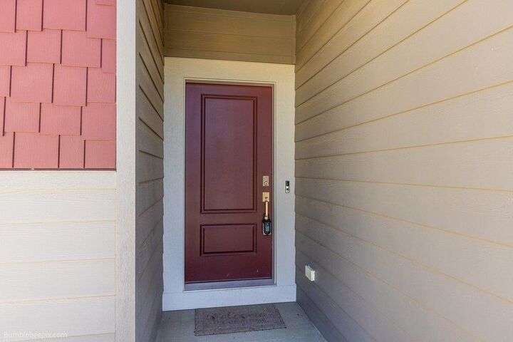 Property Photo:  8215 S Avery Rd  WA 99004 