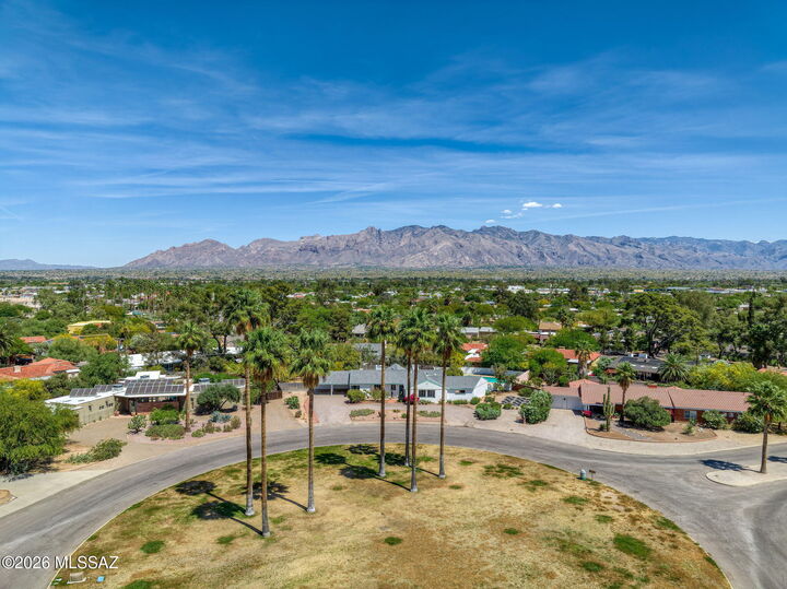 Property Photo:  2103 E Waverly Street  AZ 85719 