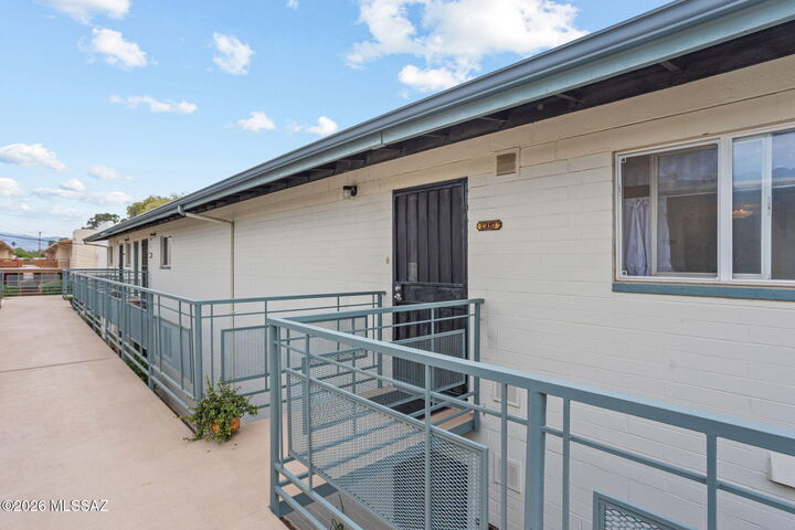 Property Photo:  1447 S Jones Boulevard E210  AZ 85713 