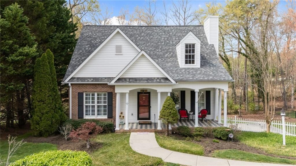 Property Photo:  2057 Cynthia Drive  NC 27030 