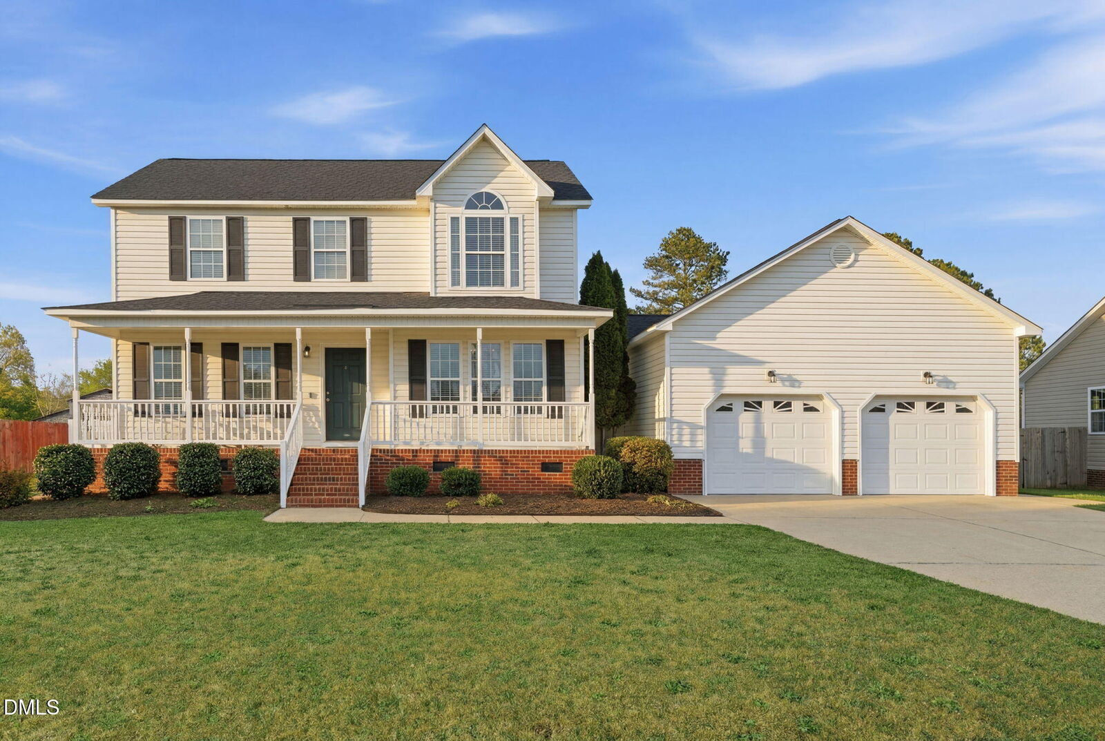 Property Photo:  139 Woodglen Drive  NC 27527 