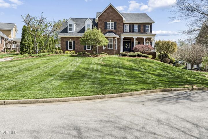 Property Photo: 131 Olde Towne Drive TN 37659