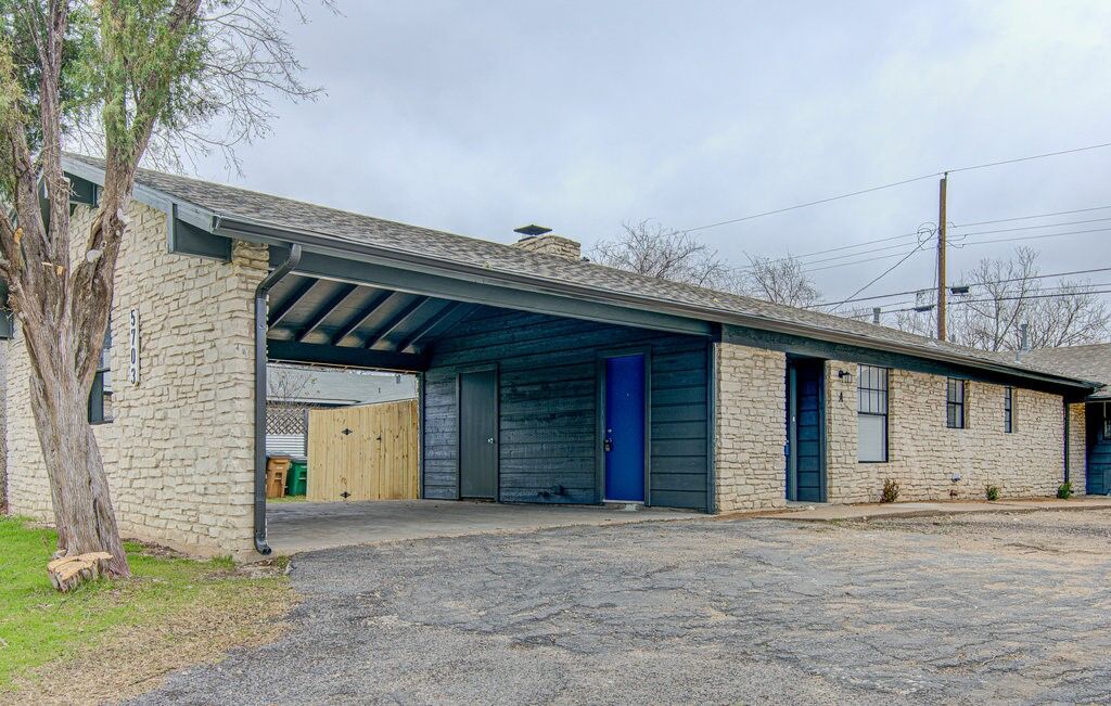 Property Photo: 5703 Gloucester Lane A TX 78723