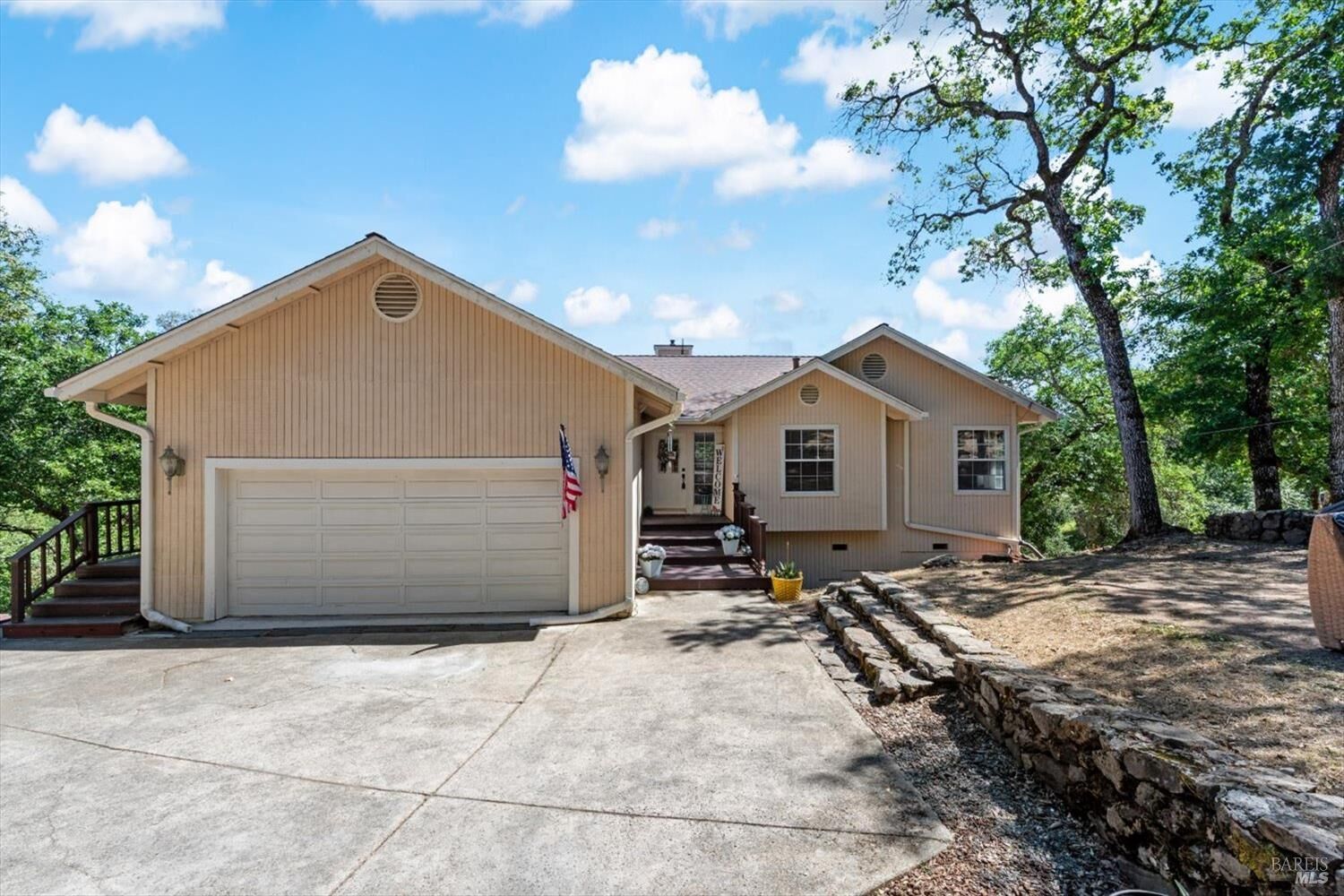Property Photo: 258 Circle Oaks Drive CA 94558