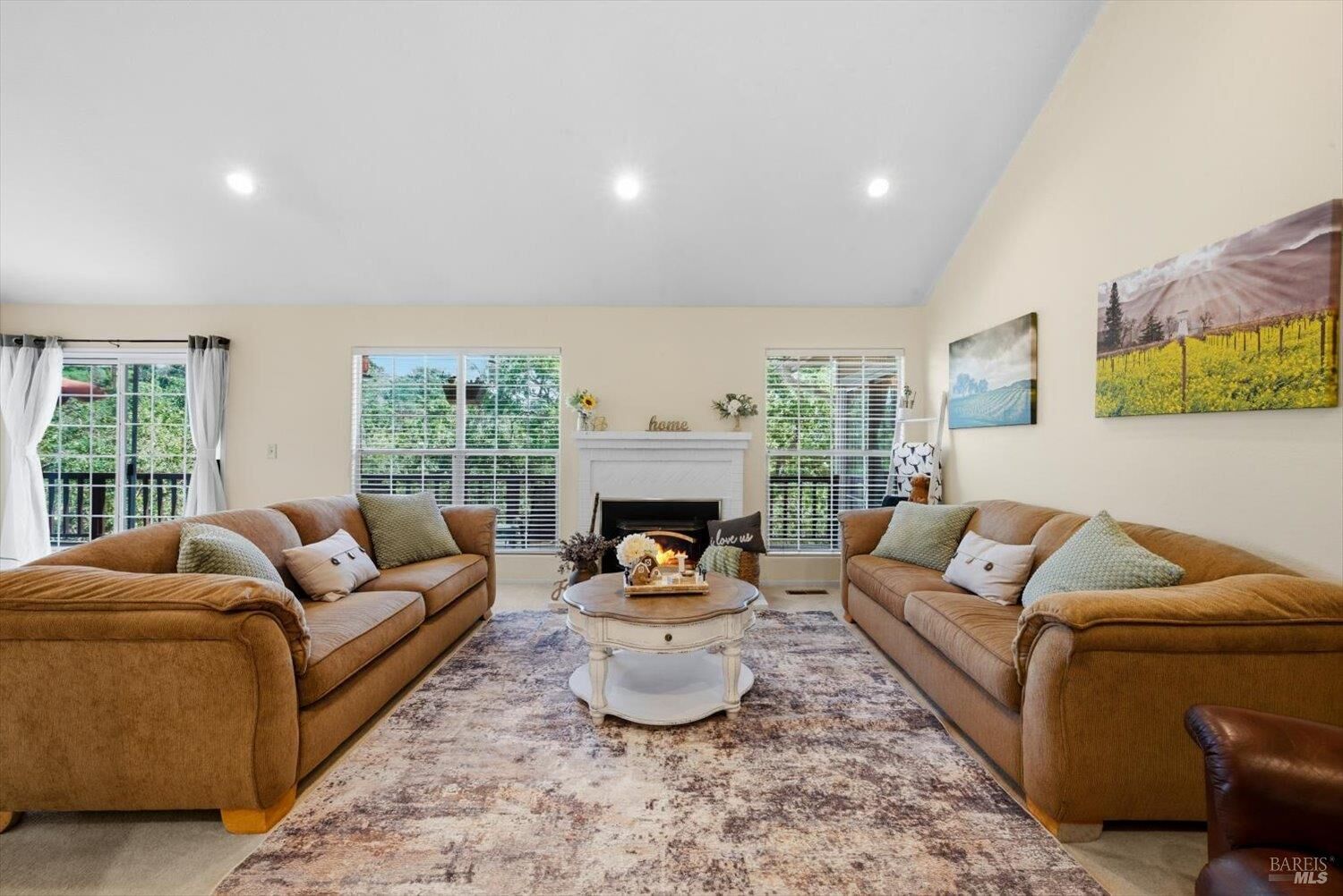 Property Photo:  258 Circle Oaks Drive  CA 94558 