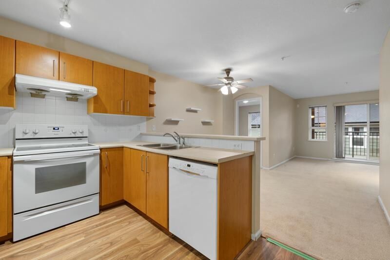 Property Photo:  3388 Morrey Court 312  BC V3J 7Y5 