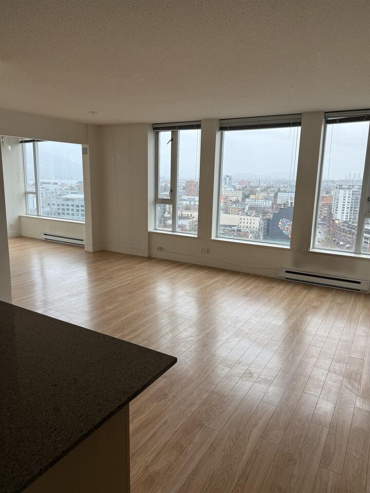 Photo de la propriété:  550 Taylor Street 2207  BC V6B 1R1 