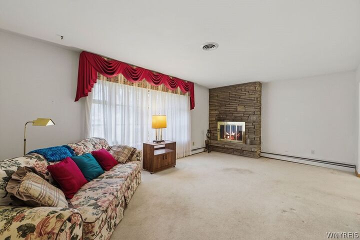 Property Photo:  4656 Apple Drive  NY 14092 