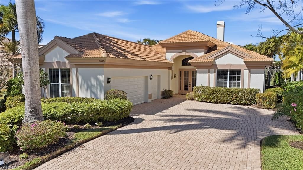 Property Photo:  6035 Fairway Ct  FL 34110 