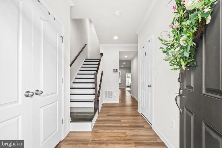 Property Photo:  4925 Vista Glen Lane  MD 20706 